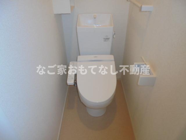 トイレ　同型タイプ