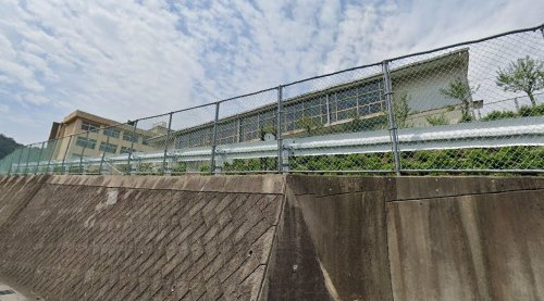 小学校　呉市立昭和南小学校（小学校）まで1253m