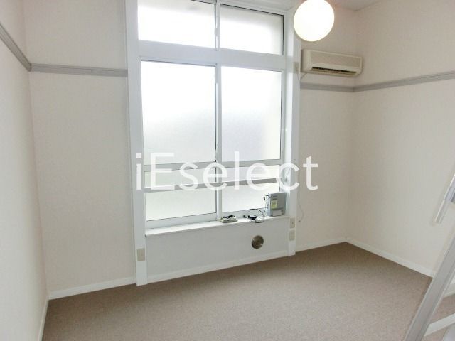居室・リビング　日当たり良好なお部屋です。