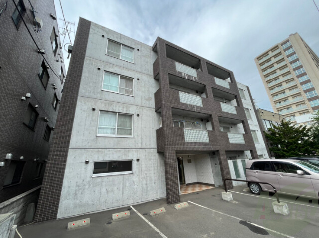 建物外観　札幌市東区北二十二条東「リヴェール元町」