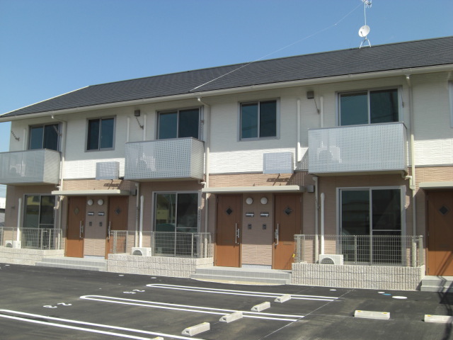建物外観　外観は落ち着いています