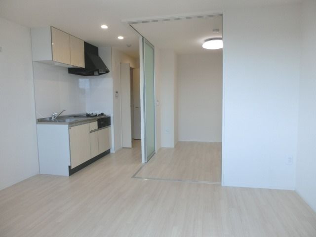 その他部屋・スペース　リビング９．１帖あります