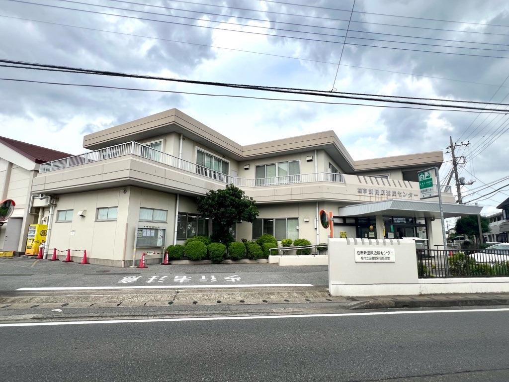 図書館　柏市立図書館新田原分館（図書館）まで2317m