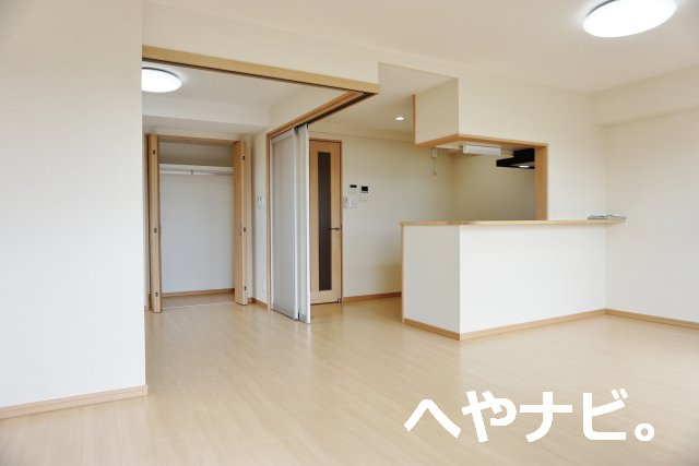 居室・リビング　※別号室写真です。