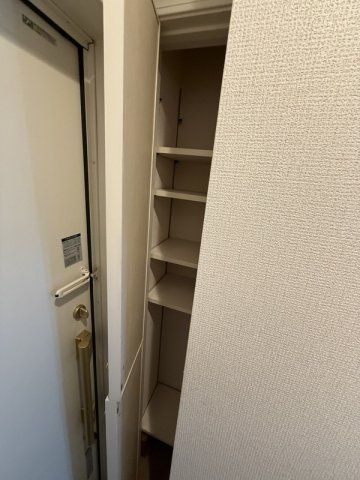 玄関　（別タイプ参考写真）エスパス大山　板橋区大山西町