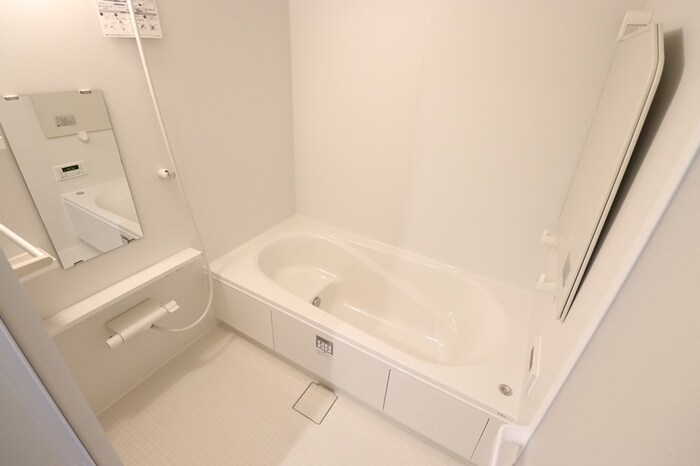 バス・シャワールーム　お風呂で日々の疲れを落としましょう