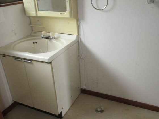 洗面設備　※別部屋の写真です。