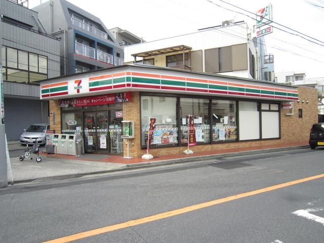 コンビニ　セブンイレブン（コンビニ）まで70m