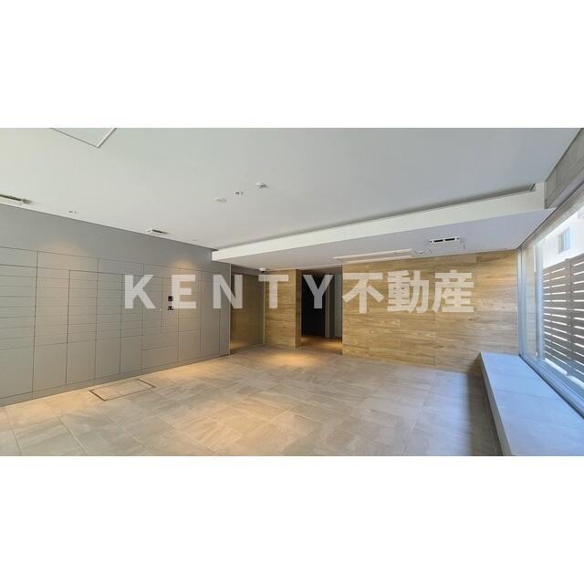 エントランス　清潔なエントランスです