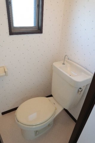 トイレ　シンプルで使いやすいトイレです