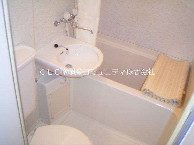 洗面設備　同間取別部屋