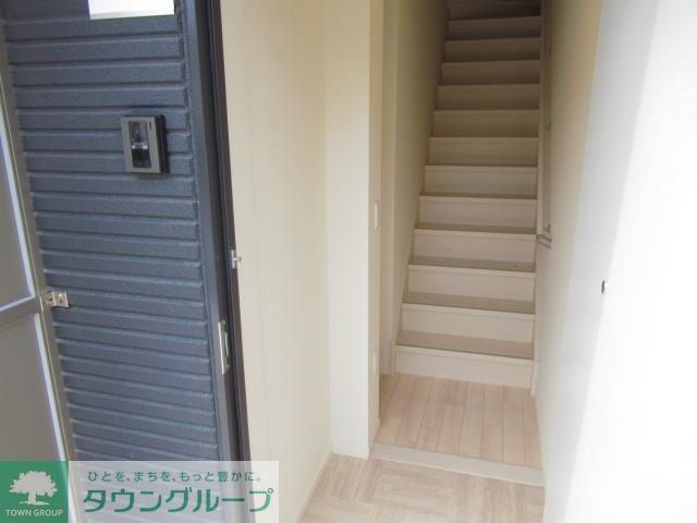 玄関　お問合せはタウンハウジングまで！※現地待合わせ相談可能