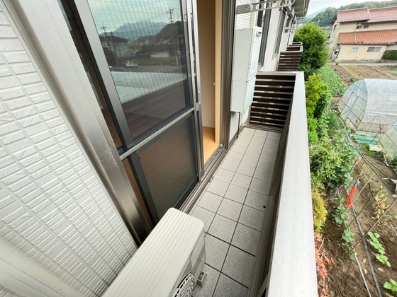 バルコニー　※別部屋の写真です