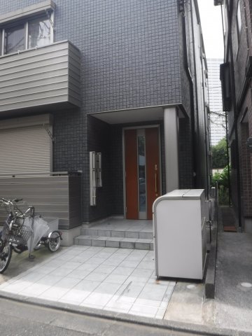 建物外観　2015年完成オートロックマンション♪