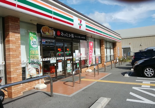 コンビニ　セブン-イレブン 神戸八多町中店（コンビニ）まで666m