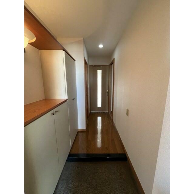 玄関　写真は同タイプ別部屋です。