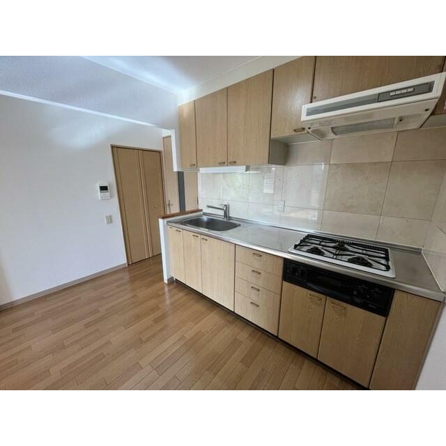 キッチン　写真は同タイプ別部屋です。