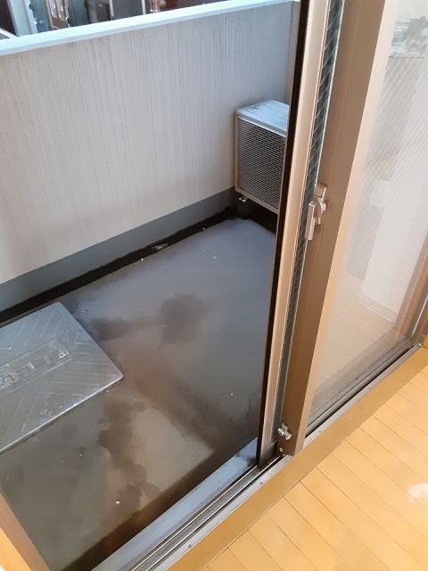バルコニー