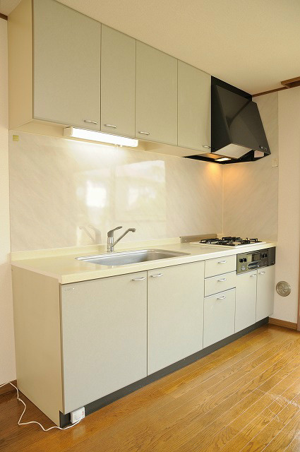 キッチン　※写真は今回募集の部屋とは異なります