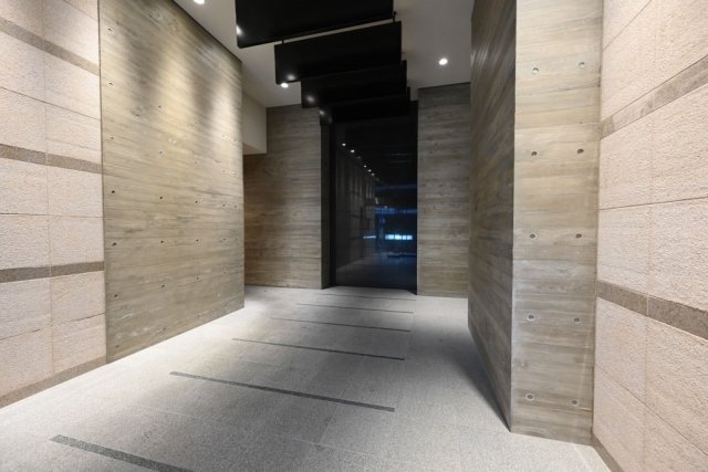 エントランス　建物の内部です