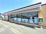 コンビニ　セブンイレブン 伊勢崎流通団地東店（コンビニ）まで1074m