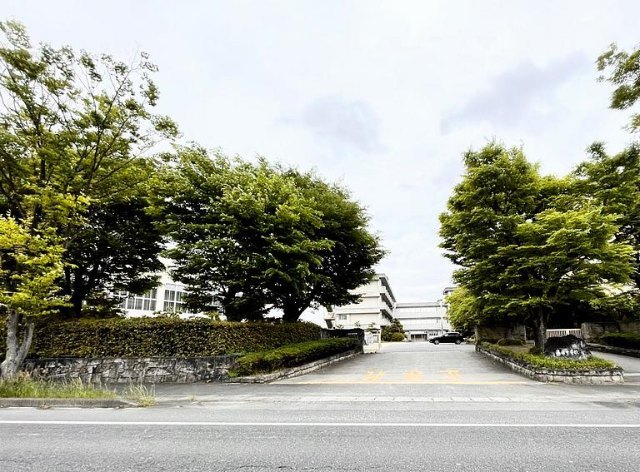 中学校　安城市立篠目中学校（中学校）まで1741m