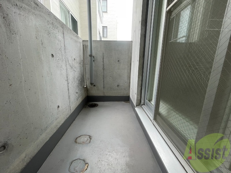 バルコニー　バルコニーが付いていますので一息ついてみてはいかがですか。