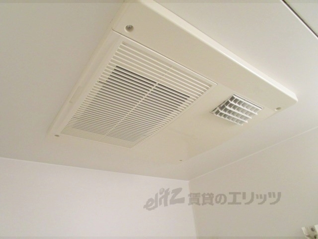 その他設備　浴室乾燥機