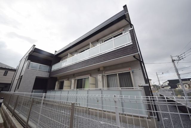 建物外観　閑静な住宅街