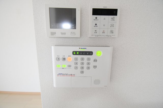 セキュリティ　シューズボックス