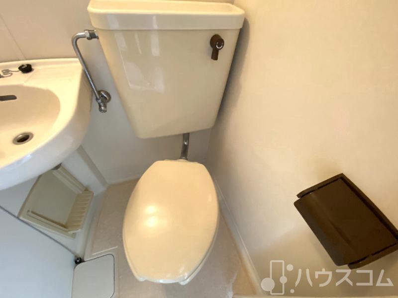 トイレ　ユニットタイプです。