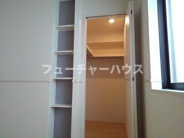収納　たっぷりとした収納スペースです