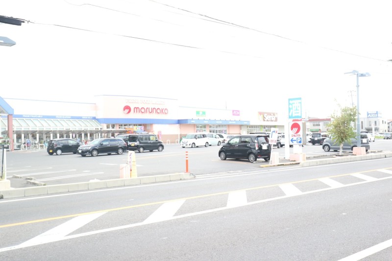 スーパー　マルナカ　庭瀬店（スーパー）まで1000m