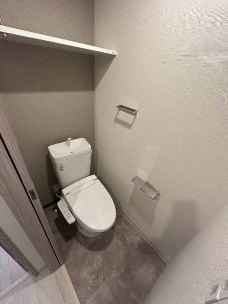 ファーストフィオーレ川西プリモのトイレ写真