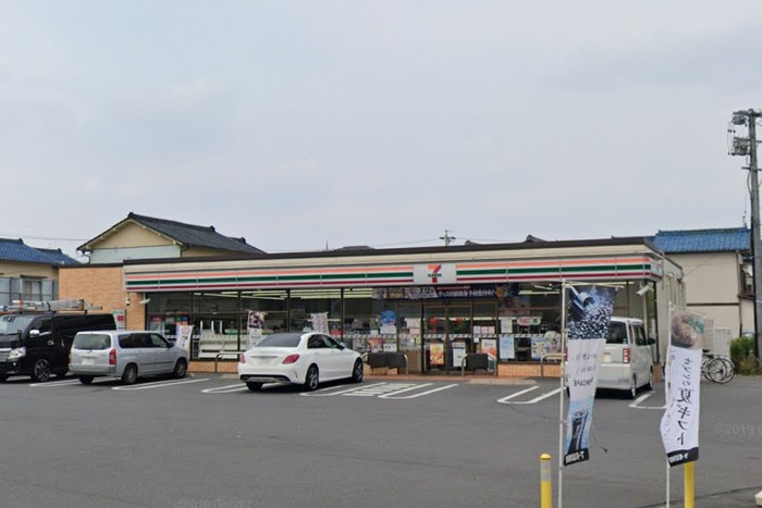 コンビニ　セブンイレブン名古屋西味鋺2丁目店（コンビニ）まで300m