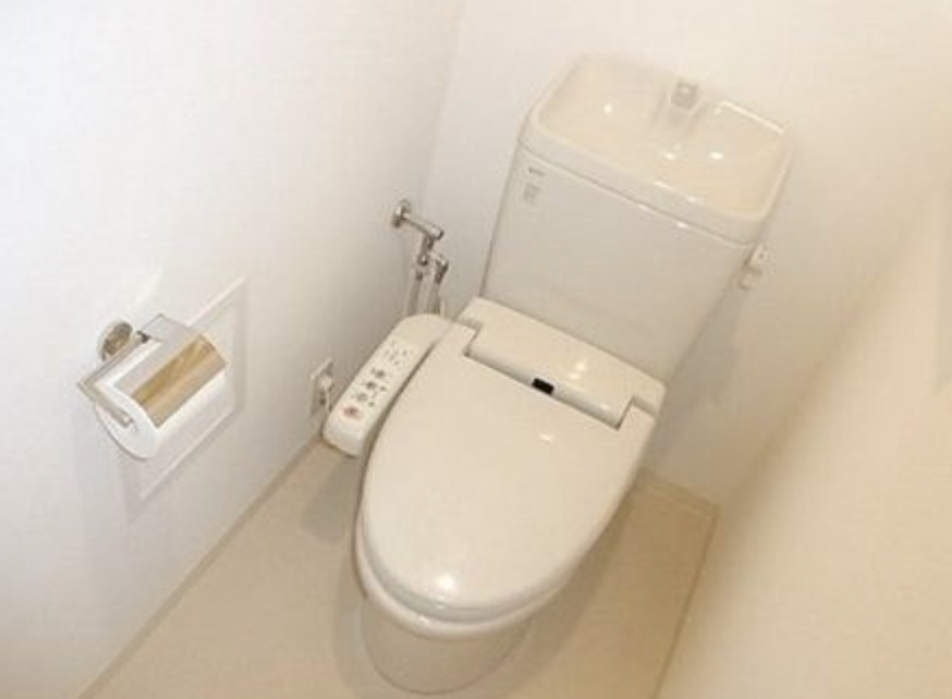 トイレ　コンパクトで使いやすいトイレです