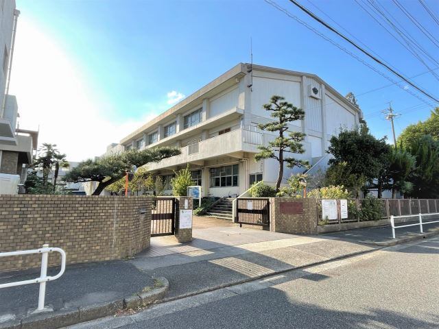 中学校　名古屋市立大江中学校（中学校）まで1122m