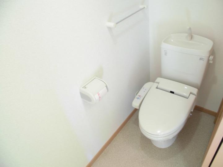 トイレ　図面と現状に相違がある場合には現状を優先