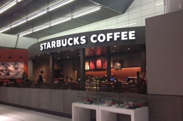 飲食店　スターバックスコーヒー田町駅西口店（飲食店）まで1086m