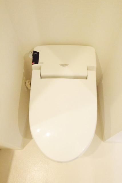トイレ　別号室　参考写真