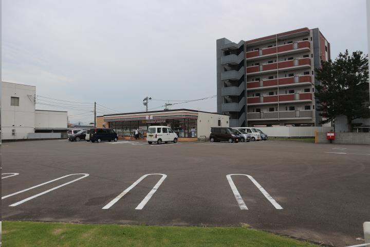 その他　セブンイレブン一の宮店