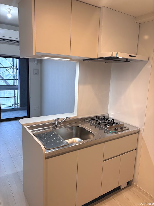 キッチン　※同型タイプの為、現状を優先いたします