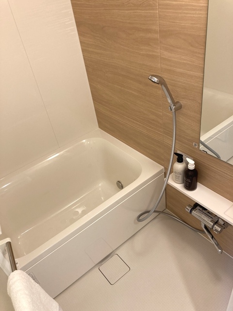 バス・シャワールーム　※写真は同タイプ住戸です。