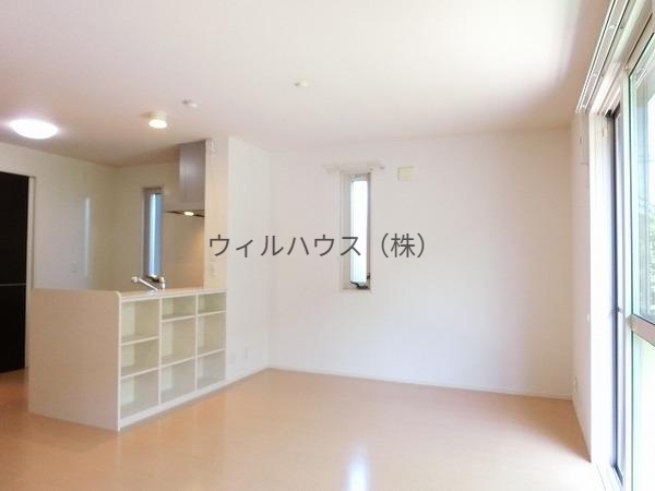 居室・リビング　人気のカウンターキッチン！
