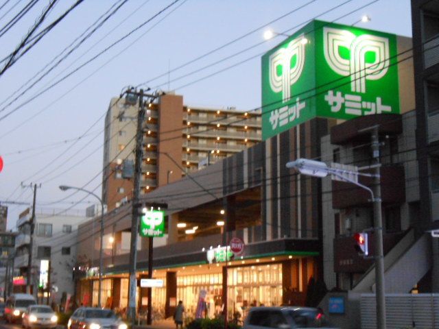 スーパー　サミットストア井土ヶ谷店（スーパー）まで190m