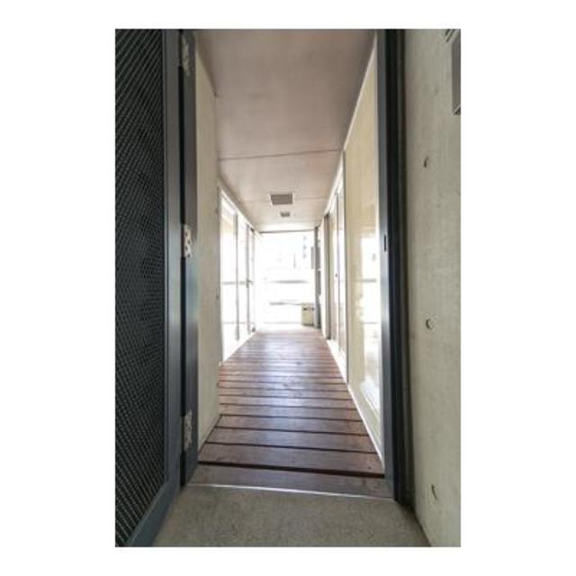 玄関　※写真は同タイプ住戸です。