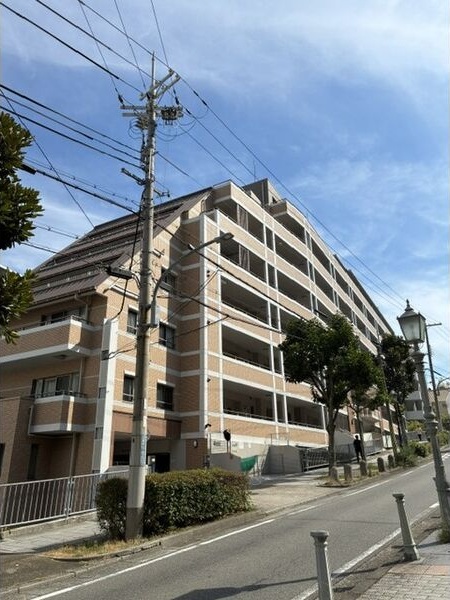 ＪＲ東海道本線 三ノ宮駅 徒歩16分 築22年