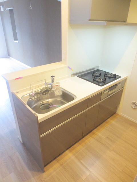 キッチン　★ガス３口グリル付システムキッチン★