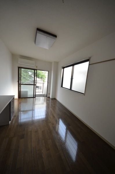 居室・リビング　♪開放感のあるお部屋♪