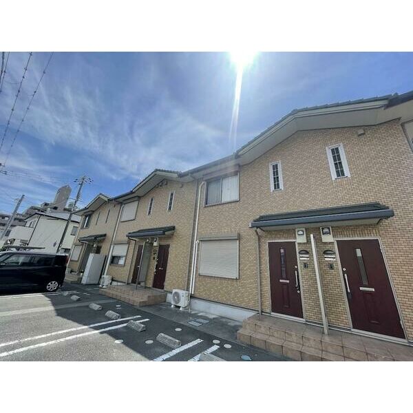 シャトレーIIの外観写真